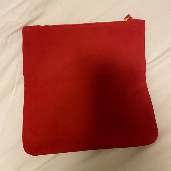 Red clutch - Picture 2 of 3